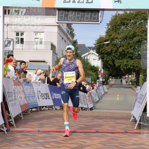 31.08.2025 - 21. Blankeneser Heldenlauf Strokosch-Dieckow http://msf.ph/oto/8644229 31.08.2025 10:10:30 Ziel 2550 meine-sportfotos.de
