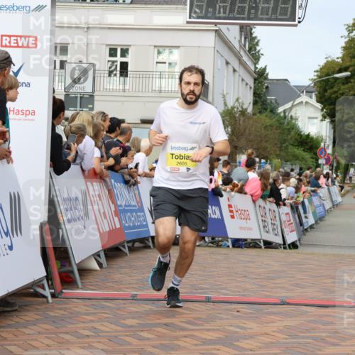 31.08.2025 - 21. Blankeneser Heldenlauf Strokosch-Dieckow http://msf.ph/oto/8644231 31.08.2025 10:24:02 Ziel 2072, 2605 meine-sportfotos.de