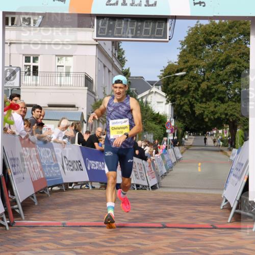31.08.2025 - 21. Blankeneser Heldenlauf Strokosch-Dieckow http://msf.ph/oto/8644236 31.08.2025 10:10:30 Ziel 2550 meine-sportfotos.de