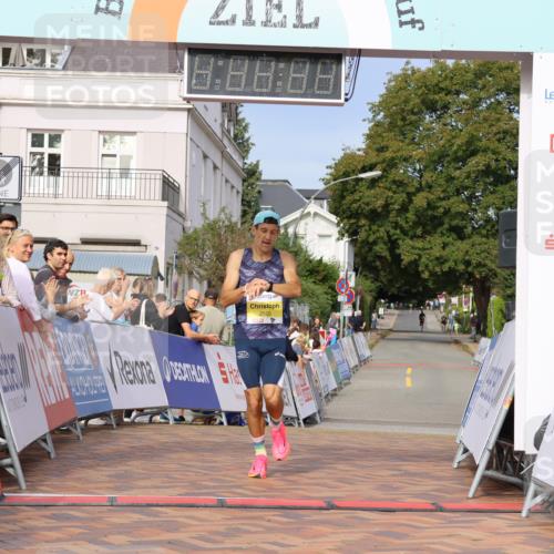 31.08.2025 - 21. Blankeneser Heldenlauf Strokosch-Dieckow http://msf.ph/oto/8644266 31.08.2025 10:10:30 Ziel 2550 meine-sportfotos.de