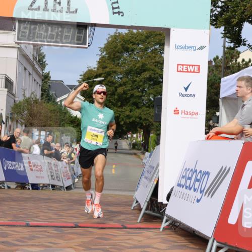 31.08.2025 - 21. Blankeneser Heldenlauf Strokosch-Dieckow http://msf.ph/oto/8644387 31.08.2025 10:10:11 Ziel 2374 meine-sportfotos.de