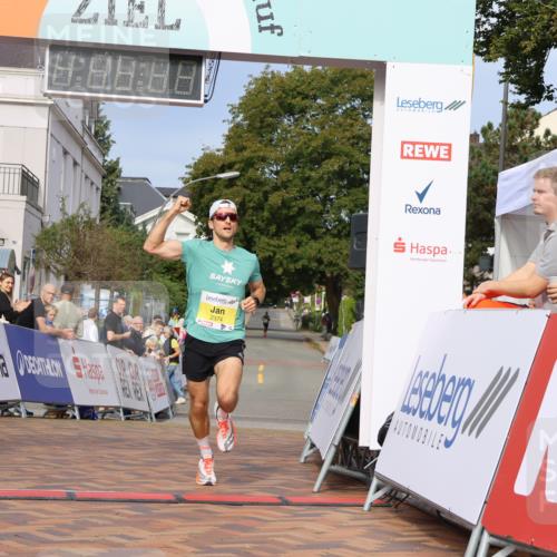 31.08.2025 - 21. Blankeneser Heldenlauf Strokosch-Dieckow http://msf.ph/oto/8644395 31.08.2025 10:10:11 Ziel 2374 meine-sportfotos.de
