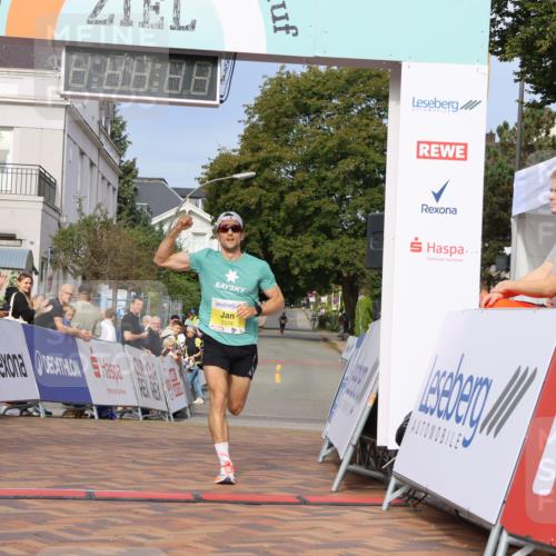31.08.2025 - 21. Blankeneser Heldenlauf Strokosch-Dieckow http://msf.ph/oto/8644410 31.08.2025 10:10:10 Ziel 2374 meine-sportfotos.de