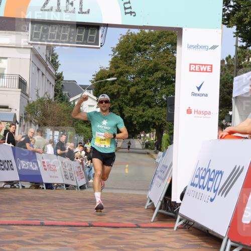 31.08.2025 - 21. Blankeneser Heldenlauf Strokosch-Dieckow http://msf.ph/oto/8644417 31.08.2025 10:10:10 Ziel 2374 meine-sportfotos.de