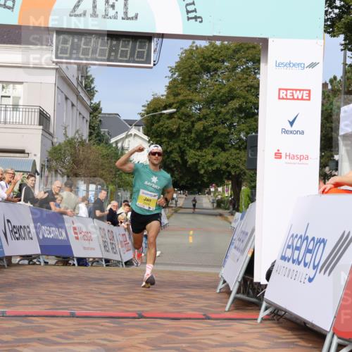 31.08.2025 - 21. Blankeneser Heldenlauf Strokosch-Dieckow http://msf.ph/oto/8644455 31.08.2025 10:10:10 Ziel 2374 meine-sportfotos.de