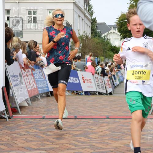 31.08.2025 - 21. Blankeneser Heldenlauf Strokosch-Dieckow http://msf.ph/oto/8644675 31.08.2025 10:23:38 Ziel 2186, 2071, 2284, 2618 meine-sportfotos.de