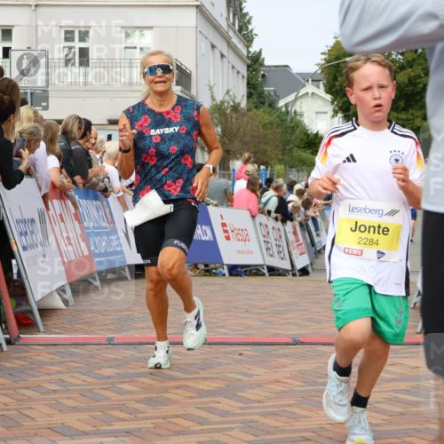 31.08.2025 - 21. Blankeneser Heldenlauf Strokosch-Dieckow http://msf.ph/oto/8644687 31.08.2025 10:23:38 Ziel 2186, 2071, 2284, 2618 meine-sportfotos.de