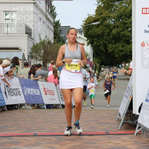 31.08.2025 - 21. Blankeneser Heldenlauf Strokosch-Dieckow http://msf.ph/oto/8644844 31.08.2025 10:23:32 Ziel 2186, 2525, 2471, 2071, 2284 meine-sportfotos.de