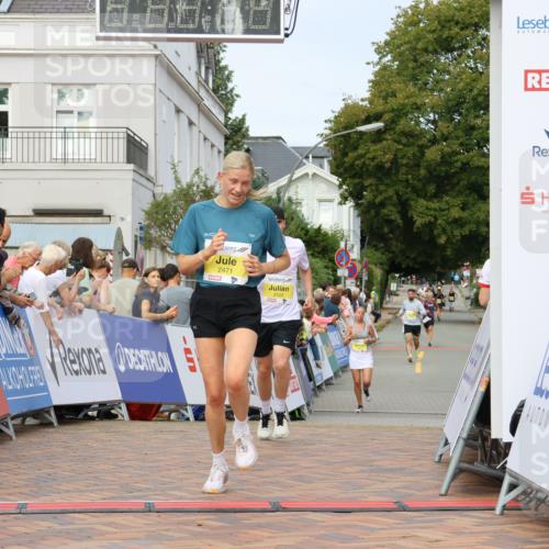 31.08.2025 - 21. Blankeneser Heldenlauf Strokosch-Dieckow http://msf.ph/oto/8644931 31.08.2025 10:23:25 Ziel 2508, 2643, 2525, 2471 meine-sportfotos.de