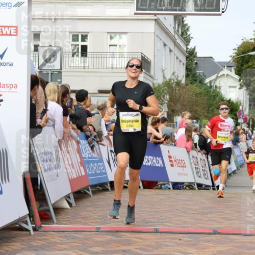 31.08.2025 - 21. Blankeneser Heldenlauf Strokosch-Dieckow http://msf.ph/oto/8645025 31.08.2025 10:23:16 Ziel 2293, 2508, 2643, 2394 meine-sportfotos.de
