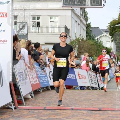 31.08.2025 - 21. Blankeneser Heldenlauf Strokosch-Dieckow http://msf.ph/oto/8645039 31.08.2025 10:23:15 Ziel 2293, 2508, 2643, 2394 meine-sportfotos.de