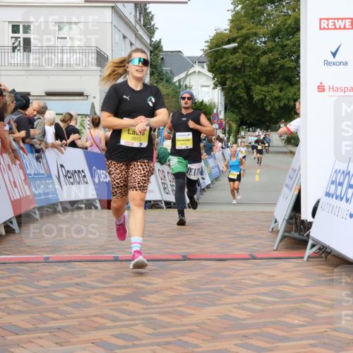 31.08.2025 - 21. Blankeneser Heldenlauf Strokosch-Dieckow http://msf.ph/oto/8645445 31.08.2025 10:22:35 Ziel 2702, 2722, 2612, 2017, 2476, 2412 meine-sportfotos.de