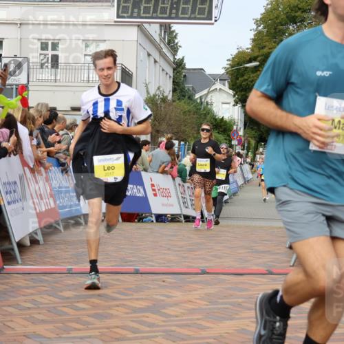 31.08.2025 - 21. Blankeneser Heldenlauf Strokosch-Dieckow http://msf.ph/oto/8645471 31.08.2025 10:22:33 Ziel 2702, 2722, 2612, 2017, 2476, 2412 meine-sportfotos.de