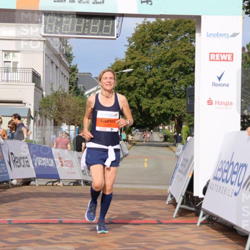 31.08.2025 - 21. Blankeneser Heldenlauf Strokosch-Dieckow http://msf.ph/oto/8645654 31.08.2025 09:56:08 Ziel 1097 meine-sportfotos.de