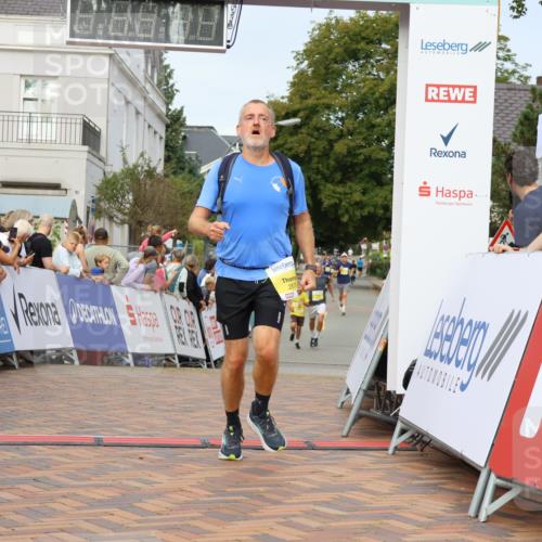 31.08.2025 - 21. Blankeneser Heldenlauf Strokosch-Dieckow http://msf.ph/oto/8645893 31.08.2025 10:22:11 Ziel 2676, 2593 meine-sportfotos.de