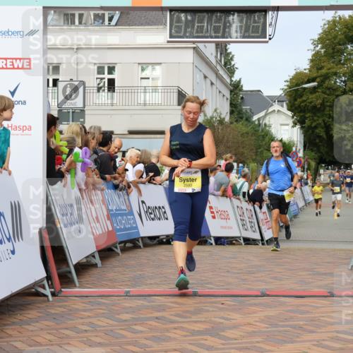 31.08.2025 - 21. Blankeneser Heldenlauf Strokosch-Dieckow http://msf.ph/oto/8646000 31.08.2025 10:22:08 Ziel 2676, 2593 meine-sportfotos.de
