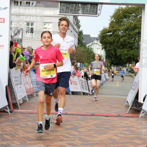 31.08.2025 - 21. Blankeneser Heldenlauf Strokosch-Dieckow http://msf.ph/oto/8646048 31.08.2025 10:21:56 Ziel 2720, 2526, 2123, 2272, 2271, 2273, 2408 meine-sportfotos.de