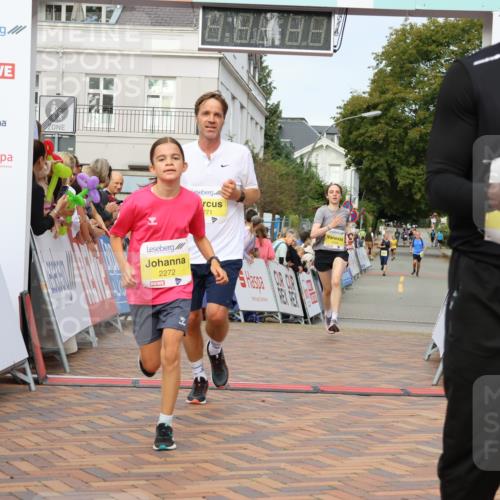 31.08.2025 - 21. Blankeneser Heldenlauf Strokosch-Dieckow http://msf.ph/oto/8646067 31.08.2025 10:21:56 Ziel 2720, 2526, 2123, 2272, 2271, 2273, 2408 meine-sportfotos.de