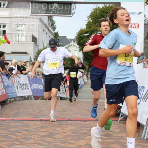 31.08.2025 - 21. Blankeneser Heldenlauf Strokosch-Dieckow http://msf.ph/oto/8646216 31.08.2025 10:21:52 Ziel 2720, 2526, 2123, 2272, 2271, 2273 meine-sportfotos.de