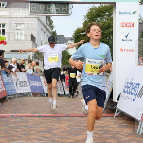 31.08.2025 - 21. Blankeneser Heldenlauf Strokosch-Dieckow http://msf.ph/oto/8646235 31.08.2025 10:21:52 Ziel 2720, 2526, 2123, 2272, 2271, 2273 meine-sportfotos.de