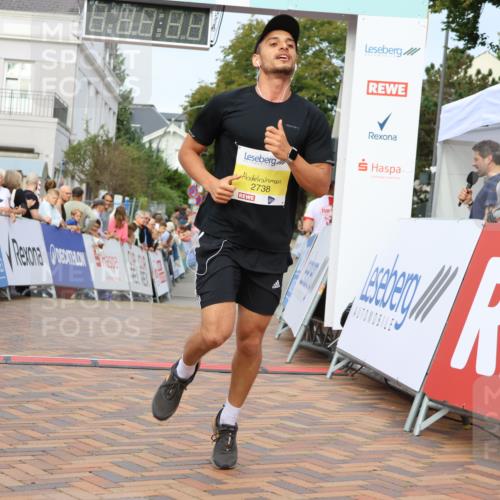 31.08.2025 - 21. Blankeneser Heldenlauf Strokosch-Dieckow http://msf.ph/oto/8646322 31.08.2025 10:21:34 Ziel 2738, 2427, 2051 meine-sportfotos.de