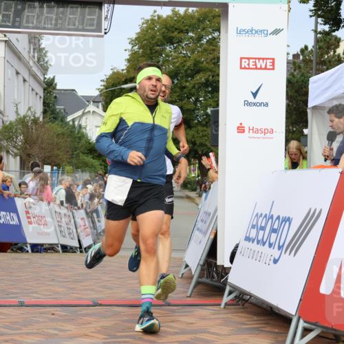 31.08.2025 - 21. Blankeneser Heldenlauf Strokosch-Dieckow http://msf.ph/oto/8646551 31.08.2025 10:21:04 Ziel 2356, 2513 meine-sportfotos.de