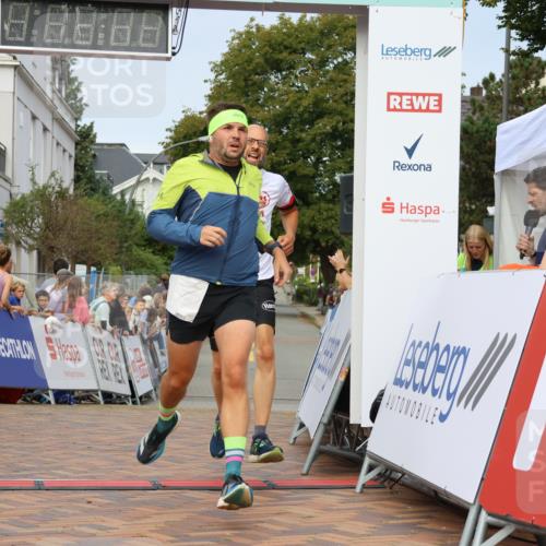 31.08.2025 - 21. Blankeneser Heldenlauf Strokosch-Dieckow http://msf.ph/oto/8646557 31.08.2025 10:21:04 Ziel 2356, 2513 meine-sportfotos.de