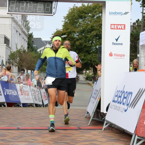 31.08.2025 - 21. Blankeneser Heldenlauf Strokosch-Dieckow http://msf.ph/oto/8646581 31.08.2025 10:21:03 Ziel 2356, 2513 meine-sportfotos.de