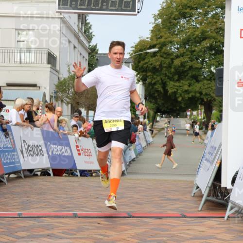 31.08.2025 - 21. Blankeneser Heldenlauf Strokosch-Dieckow http://msf.ph/oto/8647206 31.08.2025 10:19:56 Ziel 2595 meine-sportfotos.de