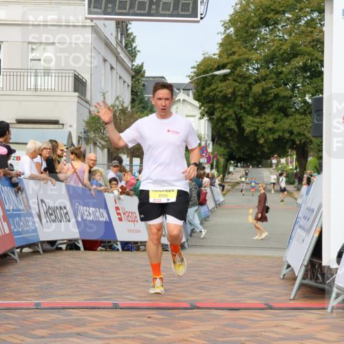 31.08.2025 - 21. Blankeneser Heldenlauf Strokosch-Dieckow http://msf.ph/oto/8647224 31.08.2025 10:19:56 Ziel 2595 meine-sportfotos.de