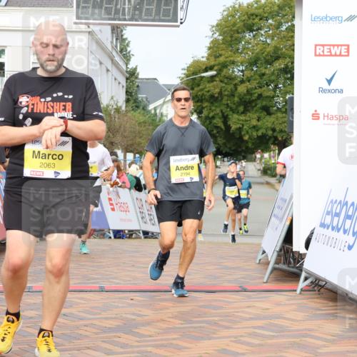 31.08.2025 - 21. Blankeneser Heldenlauf Strokosch-Dieckow http://msf.ph/oto/8647334 31.08.2025 10:19:28 Ziel 2396, 2474, 2194, 2592, 2063 meine-sportfotos.de