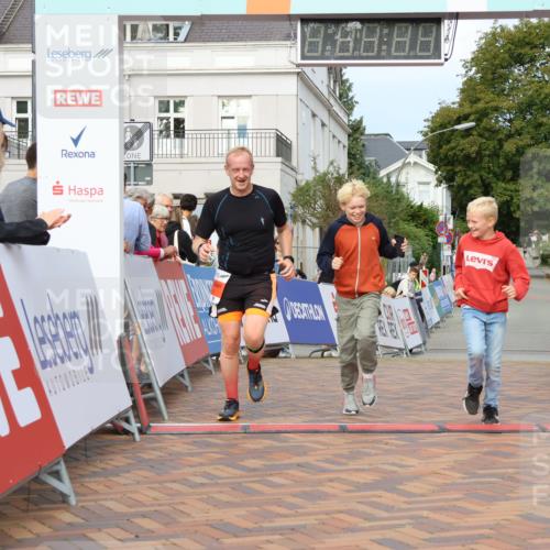31.08.2025 - 21. Blankeneser Heldenlauf Strokosch-Dieckow http://msf.ph/oto/8647463 31.08.2025 09:49:15 Ziel 1045, 1028 meine-sportfotos.de