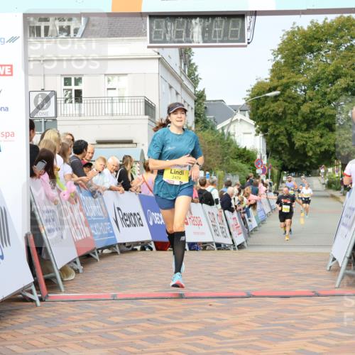 31.08.2025 - 21. Blankeneser Heldenlauf Strokosch-Dieckow http://msf.ph/oto/8647478 31.08.2025 10:19:21 Ziel 2710, 2474 meine-sportfotos.de
