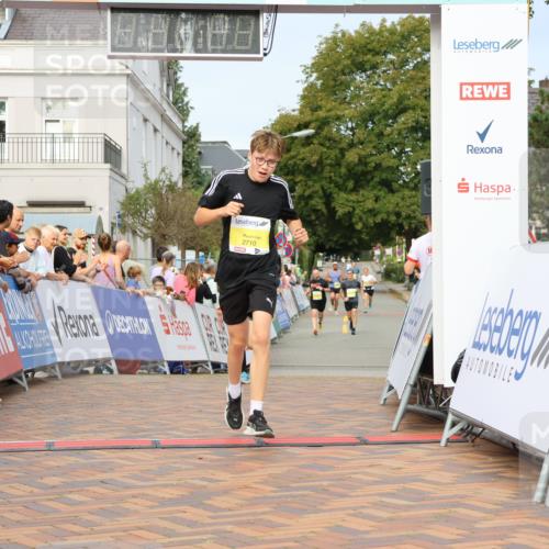 31.08.2025 - 21. Blankeneser Heldenlauf Strokosch-Dieckow http://msf.ph/oto/8647501 31.08.2025 10:19:19 Ziel 2710, 2474 meine-sportfotos.de