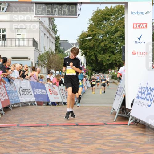 31.08.2025 - 21. Blankeneser Heldenlauf Strokosch-Dieckow http://msf.ph/oto/8647540 31.08.2025 10:19:19 Ziel 2710, 2474 meine-sportfotos.de