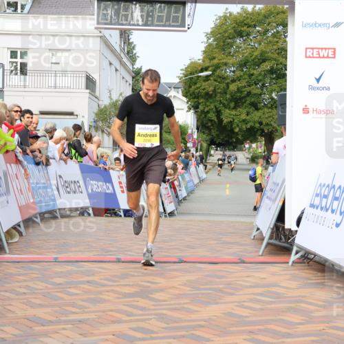 31.08.2025 - 21. Blankeneser Heldenlauf Strokosch-Dieckow http://msf.ph/oto/8647585 31.08.2025 10:19:04 Ziel 2240 meine-sportfotos.de