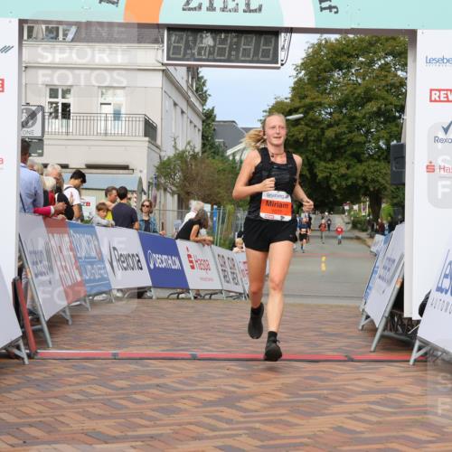 31.08.2025 - 21. Blankeneser Heldenlauf Strokosch-Dieckow http://msf.ph/oto/8647629 31.08.2025 09:48:53 Ziel 1128, 1172, 1129, 1077 meine-sportfotos.de