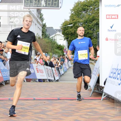 31.08.2025 - 21. Blankeneser Heldenlauf Strokosch-Dieckow http://msf.ph/oto/8647637 31.08.2025 10:18:46 Ziel 2395, 2238, 2379 meine-sportfotos.de