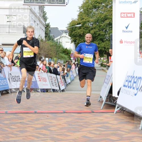 31.08.2025 - 21. Blankeneser Heldenlauf Strokosch-Dieckow http://msf.ph/oto/8647670 31.08.2025 10:18:46 Ziel 2395, 2238, 2379 meine-sportfotos.de