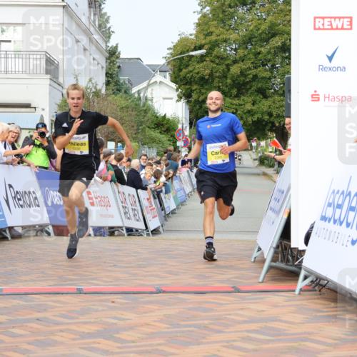 31.08.2025 - 21. Blankeneser Heldenlauf Strokosch-Dieckow http://msf.ph/oto/8647699 31.08.2025 10:18:45 Ziel 2395, 2238, 2379 meine-sportfotos.de
