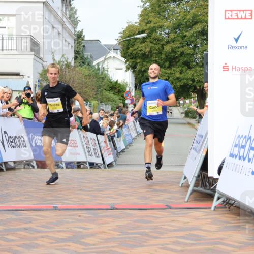 31.08.2025 - 21. Blankeneser Heldenlauf Strokosch-Dieckow http://msf.ph/oto/8647704 31.08.2025 10:18:45 Ziel 2395, 2238, 2379 meine-sportfotos.de
