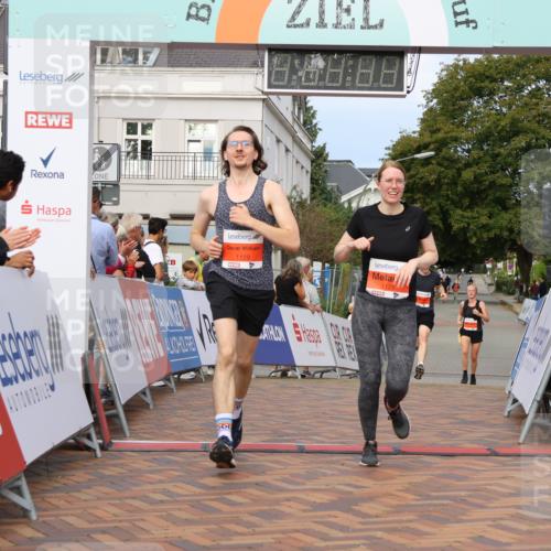 31.08.2025 - 21. Blankeneser Heldenlauf Strokosch-Dieckow http://msf.ph/oto/8647743 31.08.2025 09:48:48 Ziel 1171, 1128, 1172, 1129 meine-sportfotos.de