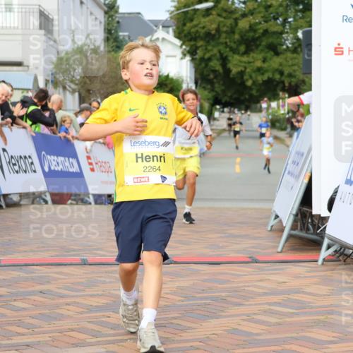 31.08.2025 - 21. Blankeneser Heldenlauf Strokosch-Dieckow http://msf.ph/oto/8647846 31.08.2025 10:18:35 Ziel 2480, 2448, 2264, 2537 meine-sportfotos.de