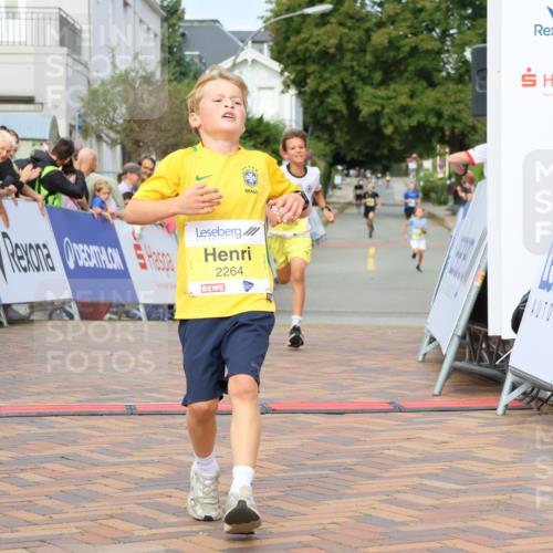 31.08.2025 - 21. Blankeneser Heldenlauf Strokosch-Dieckow http://msf.ph/oto/8647851 31.08.2025 10:18:35 Ziel 2480, 2448, 2264, 2537 meine-sportfotos.de