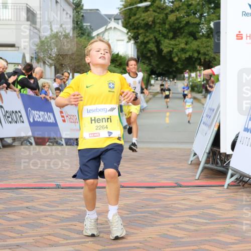 31.08.2025 - 21. Blankeneser Heldenlauf Strokosch-Dieckow http://msf.ph/oto/8647859 31.08.2025 10:18:35 Ziel 2480, 2448, 2264, 2537 meine-sportfotos.de