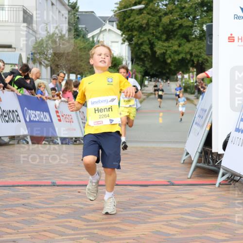 31.08.2025 - 21. Blankeneser Heldenlauf Strokosch-Dieckow http://msf.ph/oto/8647894 31.08.2025 10:18:35 Ziel 2480, 2448, 2264, 2537 meine-sportfotos.de