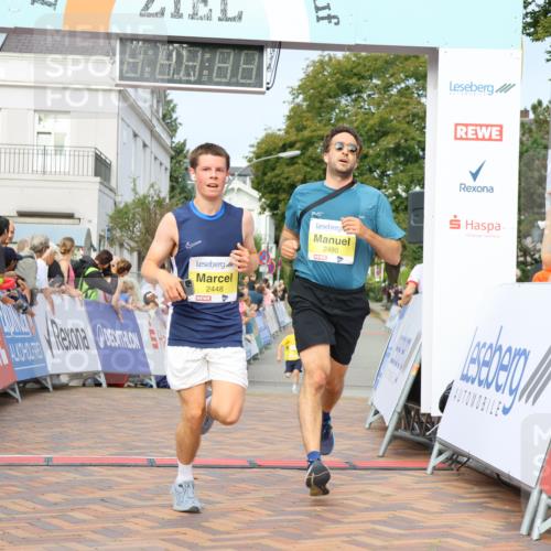 31.08.2025 - 21. Blankeneser Heldenlauf Strokosch-Dieckow http://msf.ph/oto/8647972 31.08.2025 10:18:31 Ziel 2480, 2448, 2264 meine-sportfotos.de