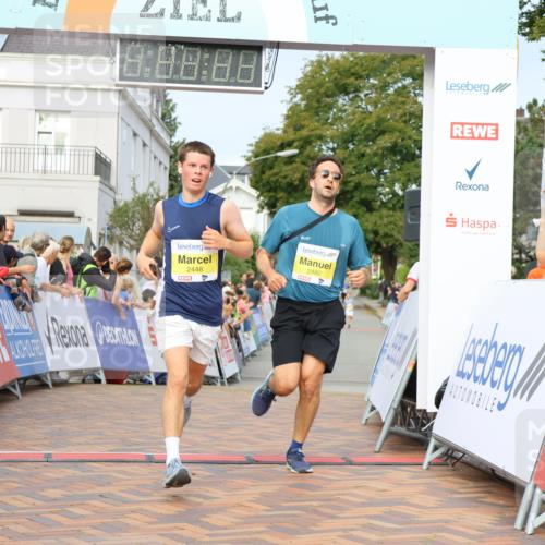 31.08.2025 - 21. Blankeneser Heldenlauf Strokosch-Dieckow http://msf.ph/oto/8647994 31.08.2025 10:18:30 Ziel 2480, 2448, 2264 meine-sportfotos.de