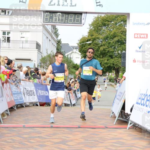31.08.2025 - 21. Blankeneser Heldenlauf Strokosch-Dieckow http://msf.ph/oto/8648055 31.08.2025 10:18:30 Ziel 2480, 2448, 2264 meine-sportfotos.de