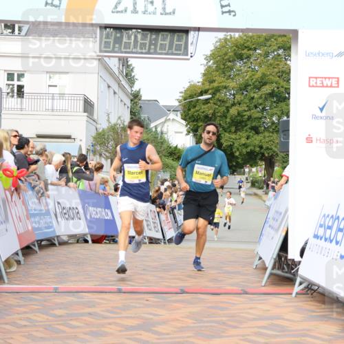31.08.2025 - 21. Blankeneser Heldenlauf Strokosch-Dieckow http://msf.ph/oto/8648080 31.08.2025 10:18:30 Ziel 2480, 2448, 2264 meine-sportfotos.de